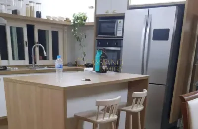 Sobrado à venda de 350m² | 04 dormitórios, sendo suítes e 04 vagas de garagem | jardim alvorada | são josé dos campos |