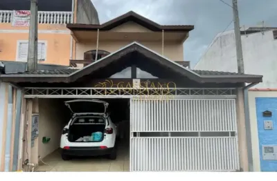 Casa assobradada à venda de 145m² | 03 dormitórios, sendo 01 suíte e 02 vagas de garagem | santana | são josé dos campos |