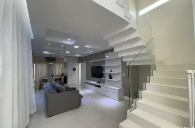 Casa com 3 quartos à venda no Jardim Samantha, Araras 
