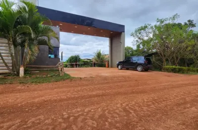 Excelente chácara condomínio fechado regularizado no lago corumbá iv  infraestrutura completa, área lazer e acesso ao lago