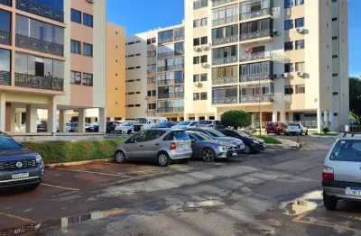 -apartamento 1. andar aos 1, 2 quartos condomínio fechado com área de lazer.