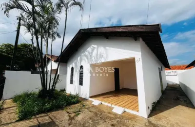 Casa térrea à venda no bairro Santa Terezinha em Piracicaba/SP.