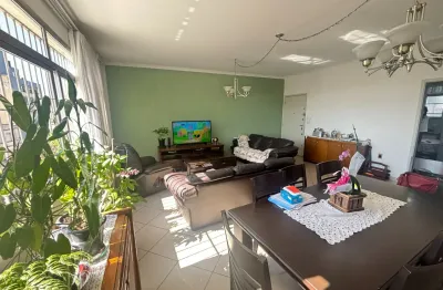Apartamento à venda na lapa: 3 quartos + 1 de empregada, 3 banheiros, 155m², 1 vaga.