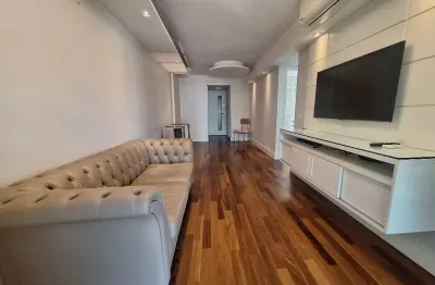 2  suites com total conforto de lazer de clube e vaga  na praia de icaraí