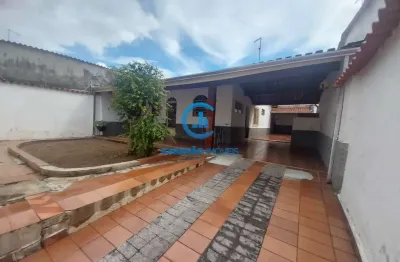 Casa com 3 quartos para alugar na Avenida Paulo Ferraz da Silva Porto, 418, Caputera, Caraguatatuba