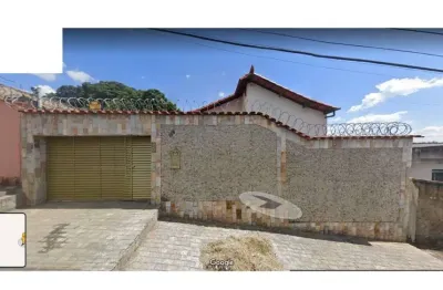 Casa com 4 quartos à venda na rua joana d'arc, primeiro de maio, belo horizonte, 415 m2 por r$ 785.000