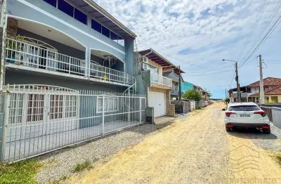 Triplex à 50 metros da lagoa da boca da barra - balneário barra do sul