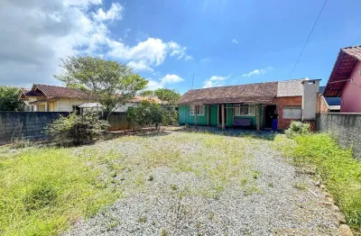 Casa com 3 quartos na praia da salinas - balneário barra do sul