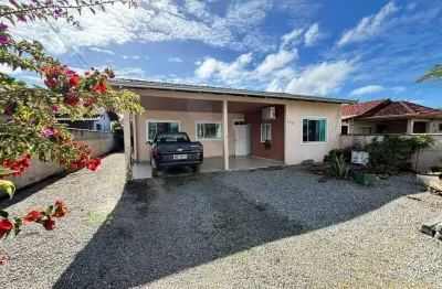 Amplo terreno com 2 casas - salinas, balneário barra do sul.