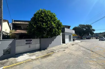 Sobrado com sala comercial e vista privilegiada -bal. barra do sul -centro