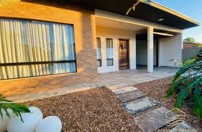Casa ampla e moderna a 120m da lagoa- balneário barra do sul- costeira