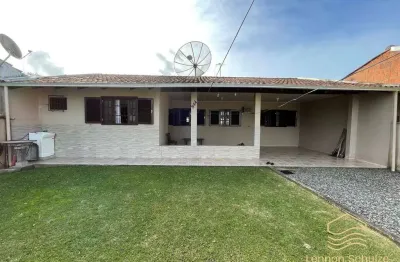 Casa com 3 dormitórios a venda em barra do sul - centro