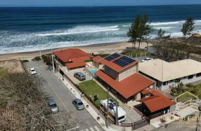Casa com vista mar e suíte master a venda em barra do sul - salinas.
