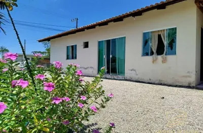 Duas casas a venda no mesmo terreno a venda em barra do sul - salinas