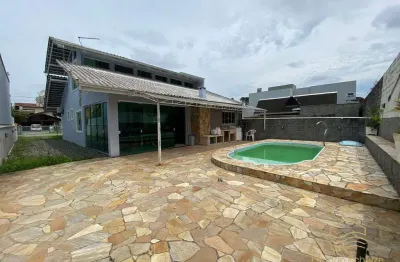 Casa 5 quartos a 100m da lagoa - pinheiros, balneário barra do sul