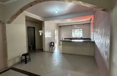 Casa com 2 quartos para alugar na Rua das Sibipirunas, São Roberto (Jordanésia), Cajamar