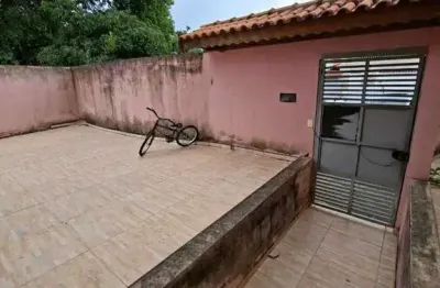 Casa com 4 quartos para alugar na Rua Alvilândia, Colina Maria Luíza (Jordanésia), Cajamar