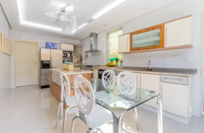 Casa com 5 quartos à venda na Rua Dom Henrique, 270, Jardim Luzitânia, São Paulo