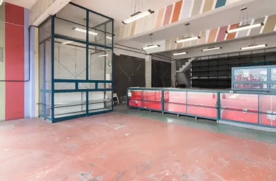 Galpão Comercial no São João Clímaco - Com Grande Densamento