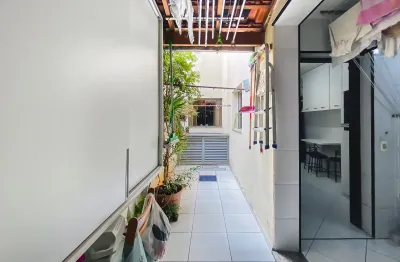 Sobrado com 4 dormitórios e 1 vaga - santa paula - são caetano.