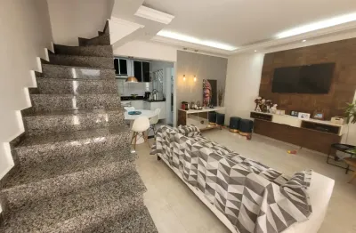 Sobrado em condomínio fechado com 3 dormitórios e 2 vagas - chácara belezinho.