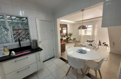 Sobrado em Condomínio Fechado com 3 Dormitórios e 2 Vagas - Chácara Belezinho.