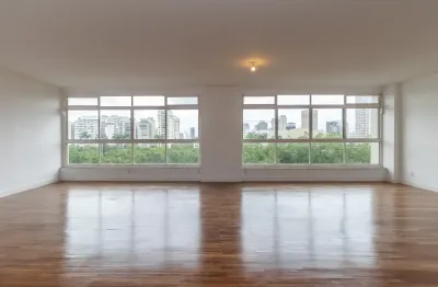 Apartamento 3 Suítes e 2 Vagas - Vista para o verde do Clube Pinheiros.