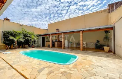 Casa no são marcos com 3 dormitórios, suíte e área de lazer com piscina