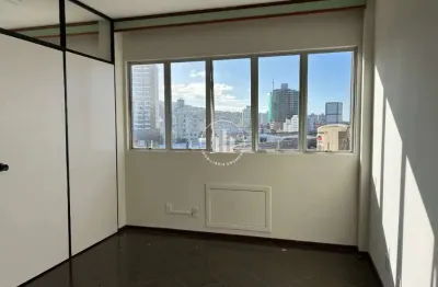 Sala comercial à venda na Avenida Presidente Kennedy, 1333, Kobrasol, São José