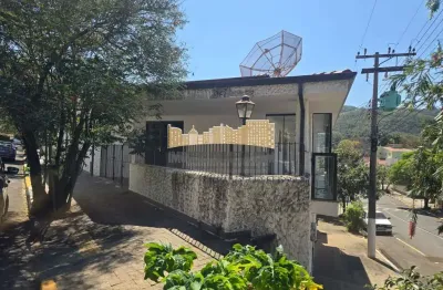 Casa com 2 quartos para alugar no Centro, Águas da Prata 
