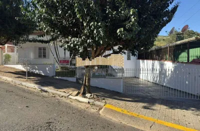 Casa com 3 quartos para alugar no Centro, Águas da Prata 