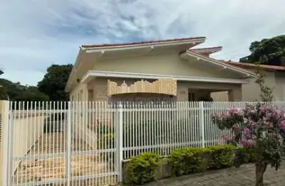 Casa com 3 quartos à venda no Centro, Águas da Prata 