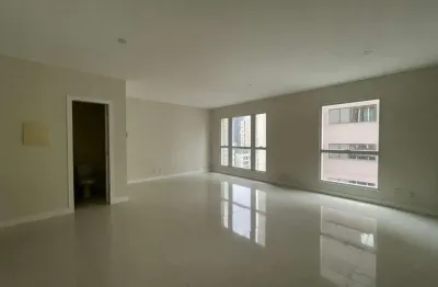Sala comercial para alugar na Avenida Prefeito Osmar Cunha, 416, Centro, Florianópolis