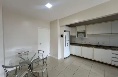Apartamento com 2 quartos para alugar na Avenida Rio Branco, 476, Centro, Florianópolis