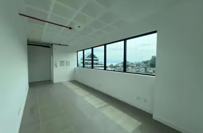 Sala comercial para alugar na Rodovia José Carlos Daux, 500, João Paulo, Florianópolis