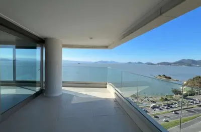 Apartamento com 4 quartos para alugar na Praça Quinze de Novembro, 4200, Centro, Florianópolis