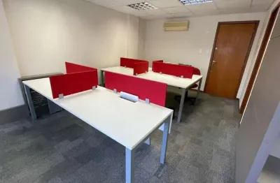 Sala comercial para alugar na Rua Lauro Linhares, 2123, Trindade, Florianópolis