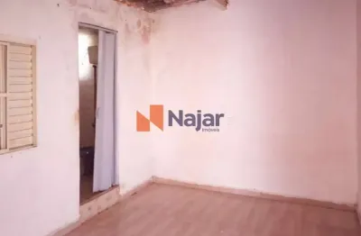 Casa à venda no Jardim Layr, Mogi das Cruzes 