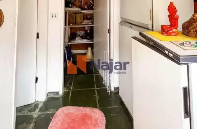 Casa à venda na Rua Tancredo Neves, 370, Itapema, Guararema