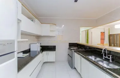 Sobrado semi-mobiliado com 4 quartos e 184m  no jardim das américas  curitiba