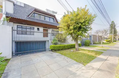 Residência com piscina  ampla área de terreno  272m  priv  3 dormitórios a venda no jd das americ