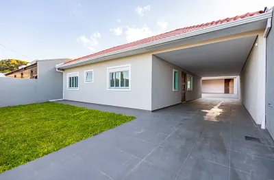 Casa com 179,51m² no bairro estados em fazenda rio grande e amplo terreno 360m²