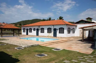 Maravilhosa mansão colonial no coração canal - 500m² com 2.000m² de terreno, no ogiva, em cabo frio - rj!