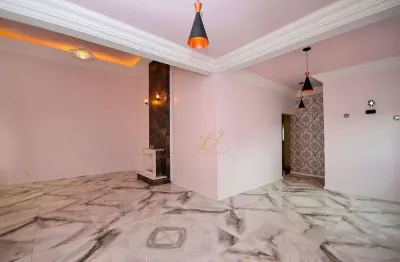 Maravilhosa casa com 3 suítes e 450m² no bacacheri!