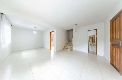 Ótimo sobrado com 3 dormitórios sendo 1 suíte, 240m² no abranches!