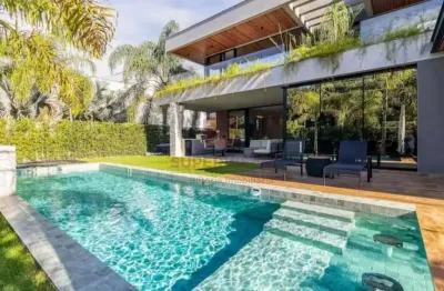 Casa com 4 quartos à venda na rua dos carapanás, 73, jurerê internacional, florianópolis por r$ 13.990.000