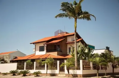 Casa com 3 quartos à venda na rua aderbal ramos da silva, 1, pinheira, palhoça por r$ 1.800.000