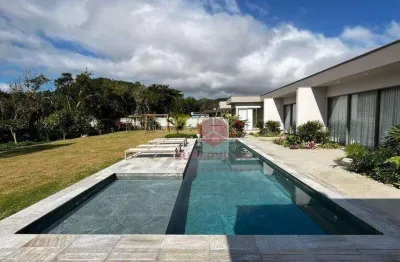 Casa totalmente plana em terreno de 2.147,11m², em condomínio fechado no bairro ratones