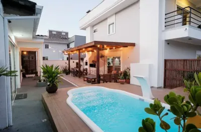 Casa com 5 quartos à venda na rua dos girassóis, 344, daniela, florianópolis por r$ 3.280.000