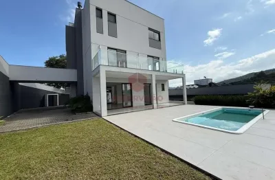 Casa com 3 quartos à venda na rua dos tiés, 128, pedra branca, palhoça por r$ 2.190.000